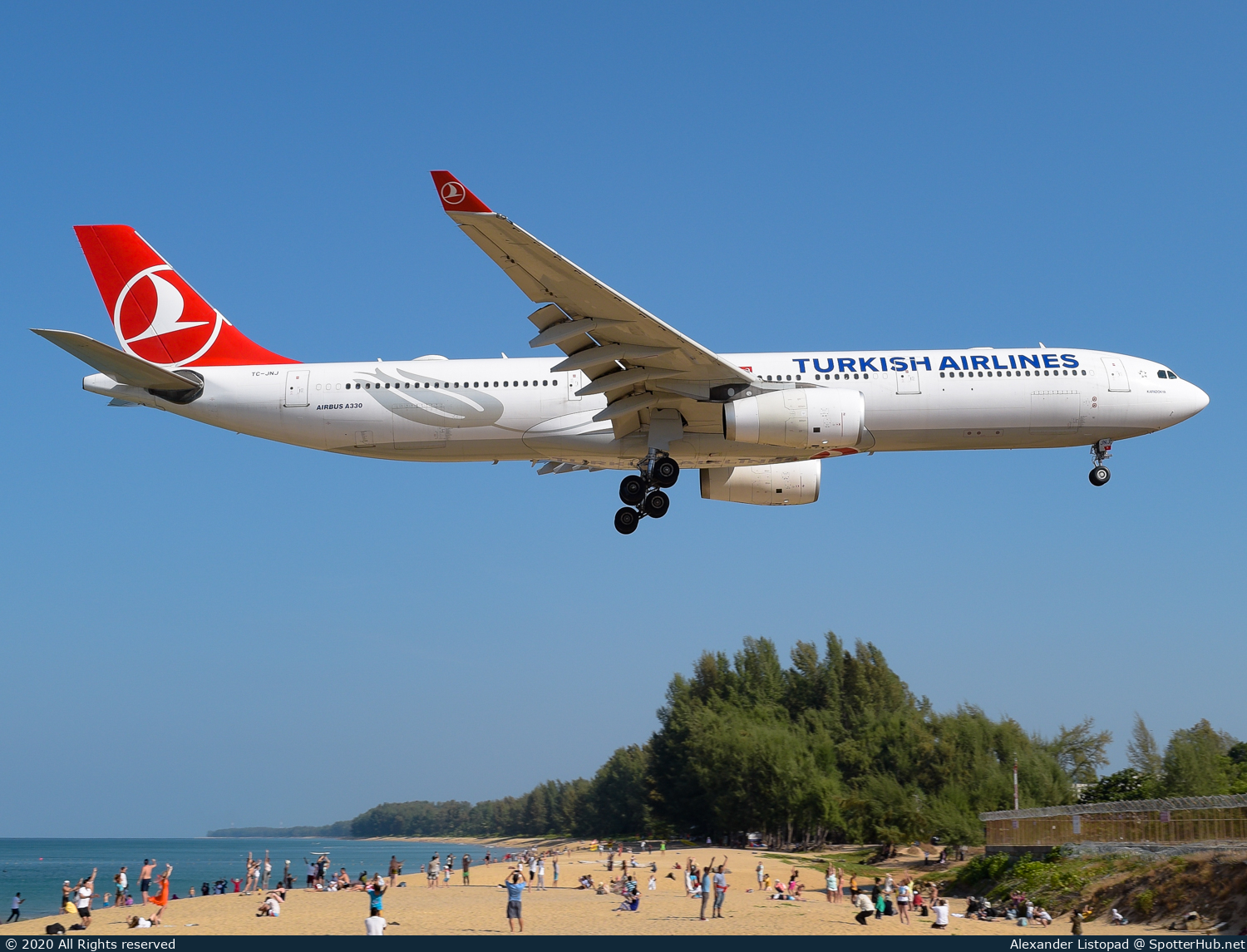 Photo of TC-JNJ - Airbus A330-343 operated by Turkish Airlines