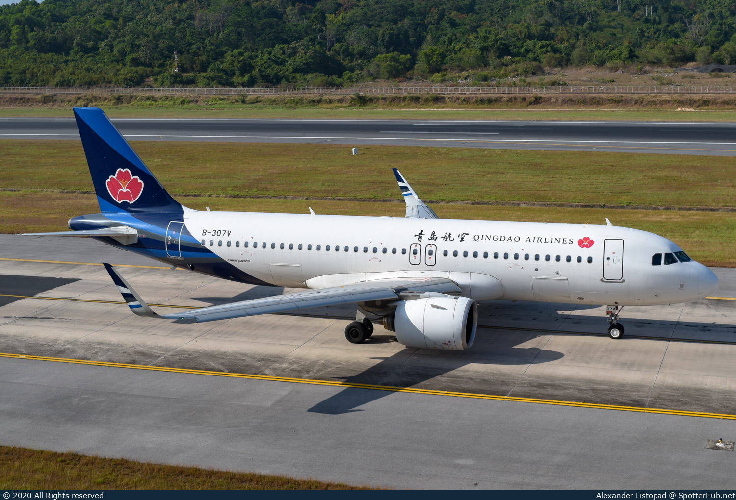 Photo of B-307V - Airbus A320-271N operated by Qingdao Airlines