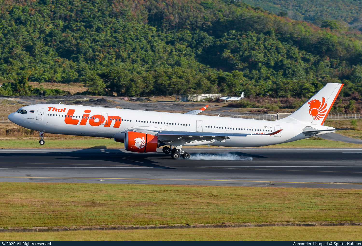 Photo of HS-LAL - Airbus A330-941 operated by Thai Lion Air