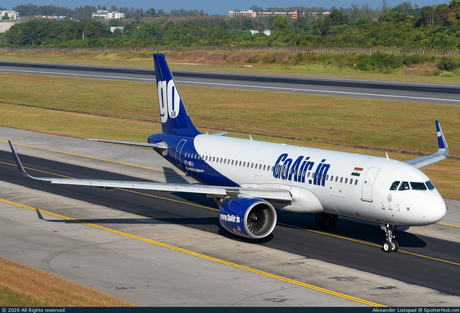 Photo of VT-WGJ - Airbus A320-271N operated by Go Air