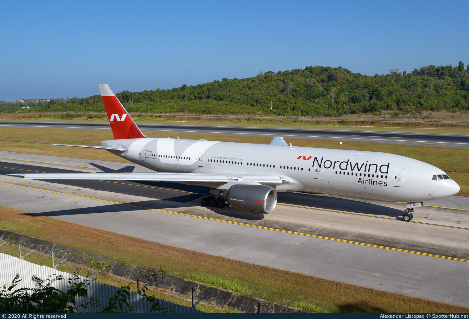 Photo of VP-BJH - Boeing 777-212(ER) operated by Nordwind Airlines