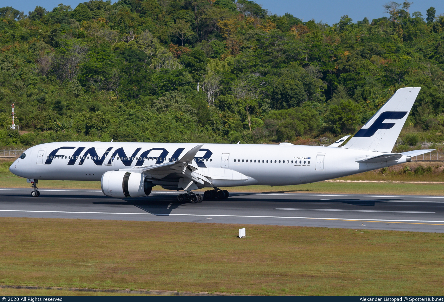 Photo of OH-LWA - Airbus A350-941 operated by Finnair