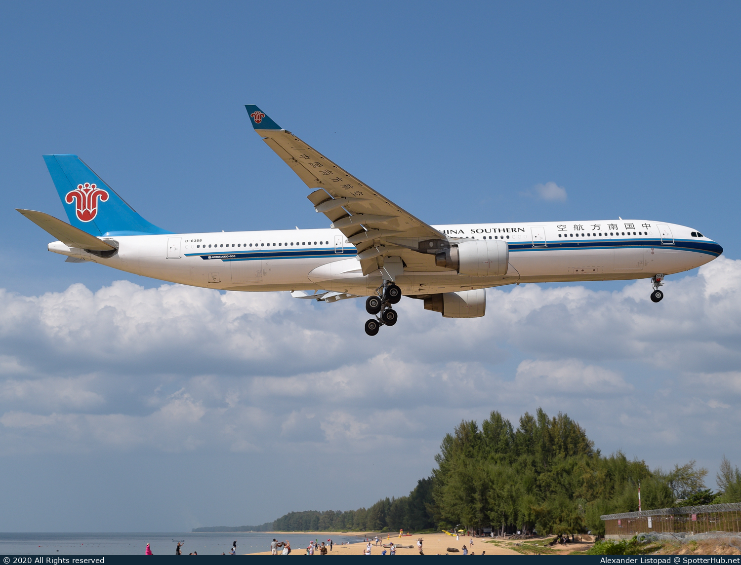 Photo of B-8358 - Airbus A330-323 operated by China Southern Airlines