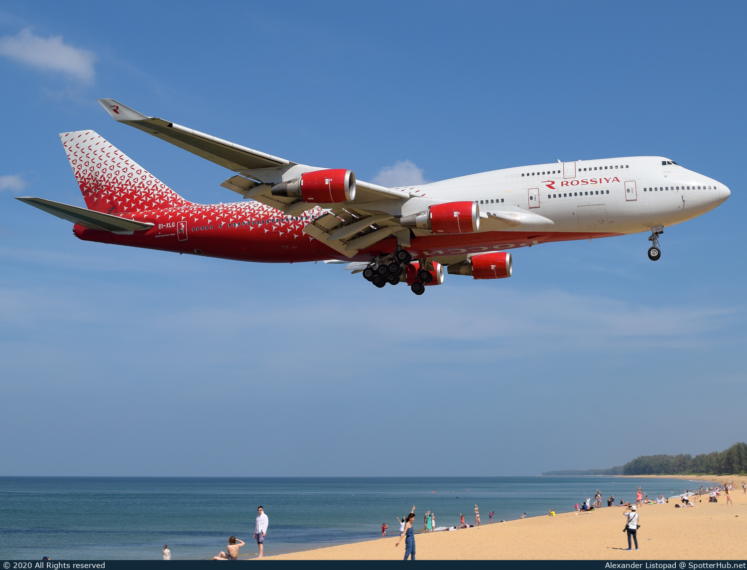 Photo of EI-XLG - Boeing 747-446 operated by Rossiya Airlines