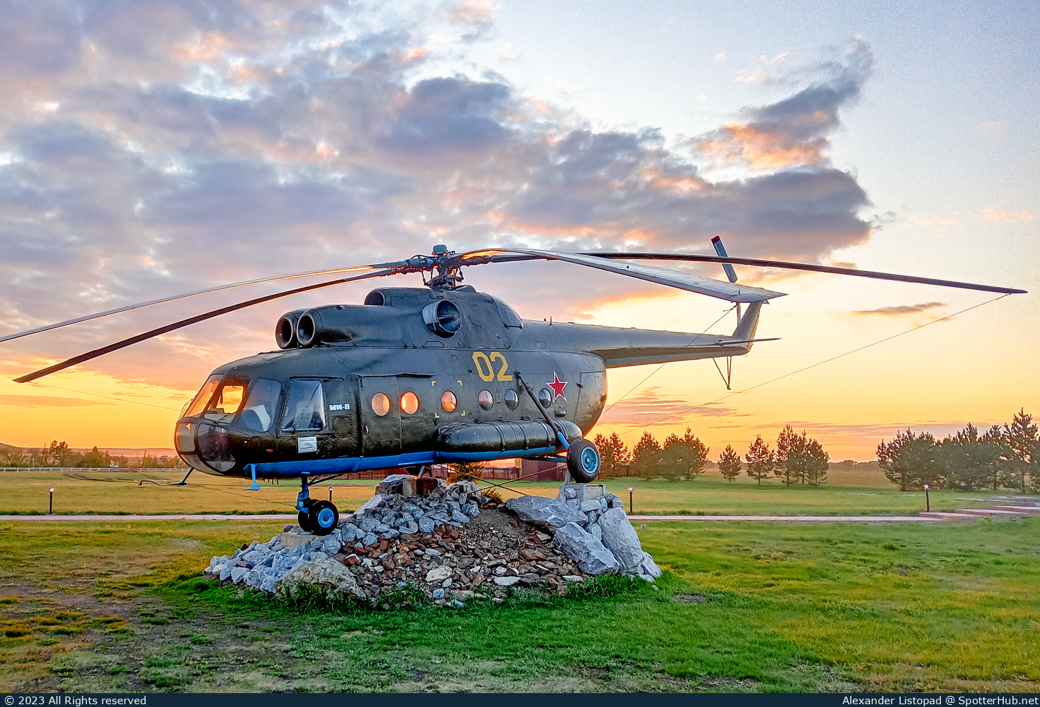 Photo of 02 - Mil Mi-8T operated by Russian Air Force