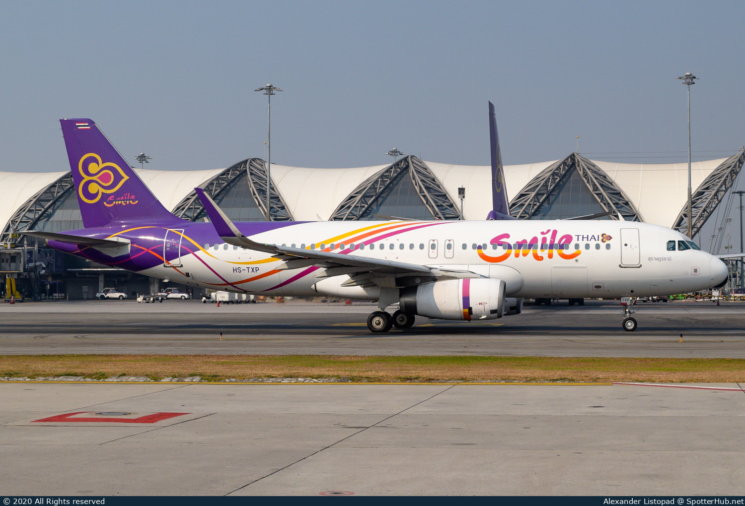 Photo of HS-TXP - Airbus A320-232 operated by Thai Smile