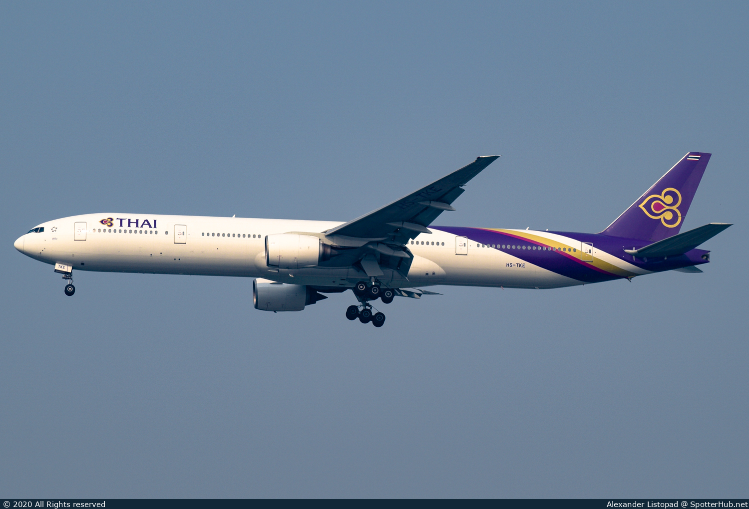 Photo of HS-TKE - Boeing 777-3D7 operated by Thai Airways International