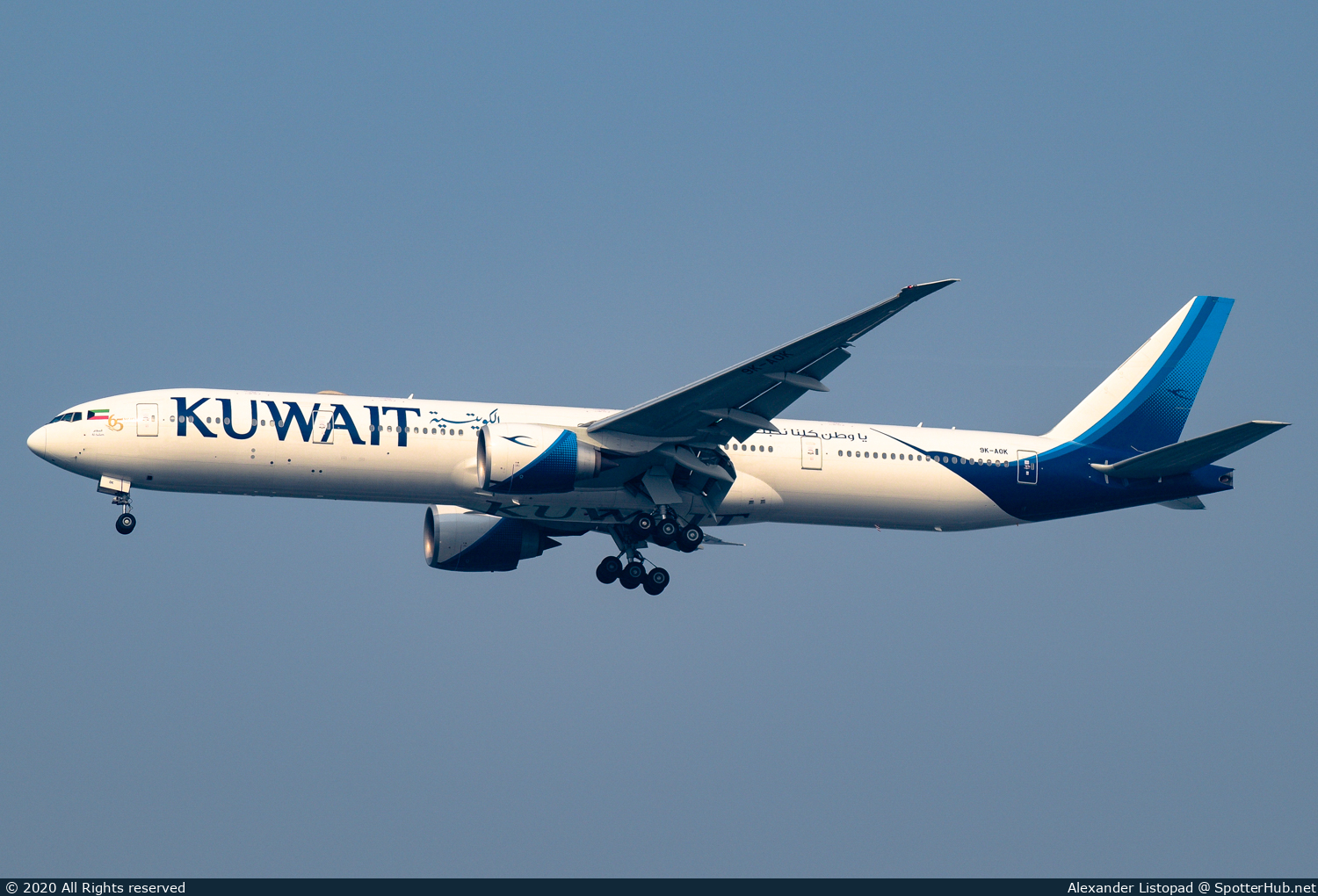 Photo of 9K-AOK - Boeing 777-369(ER) operated by Kuwait Airways