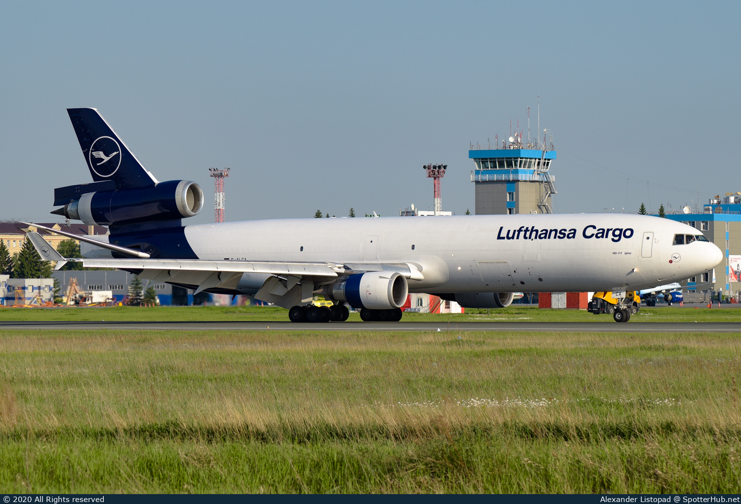 Photo of D-ALCA - McDonnell Douglas MD-11(F) operated by Lufthansa Cargo