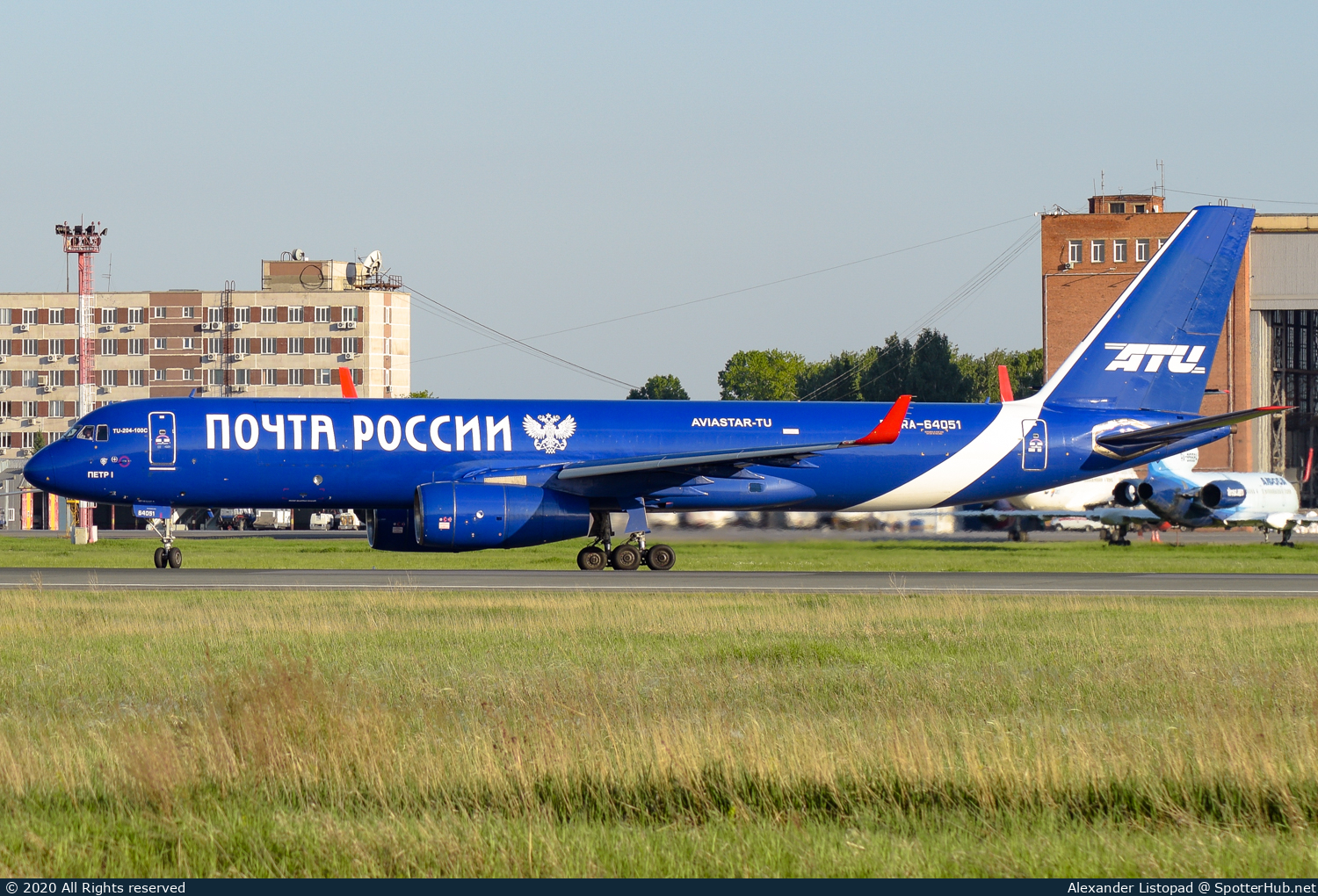 Photo of RA-64051 - Tupolev Tu-204-100 operated by Aviastar-TU Airlines