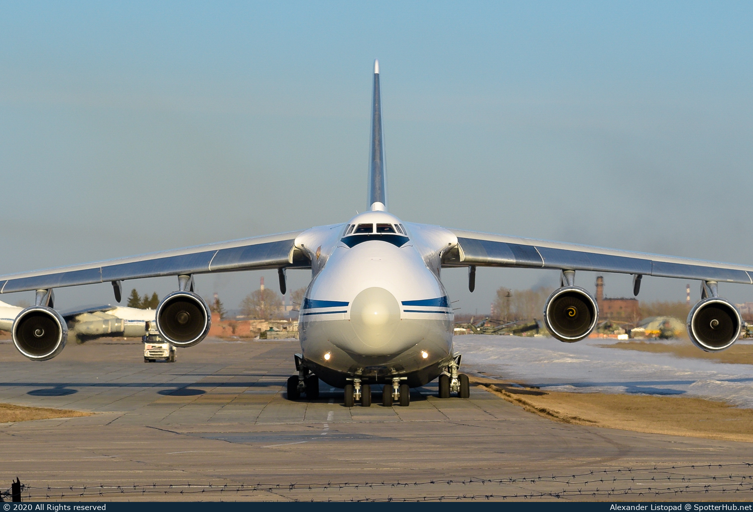 Photo of RA-82013 - Antonov An-124-100 Ruslan operated by Russian Air Force