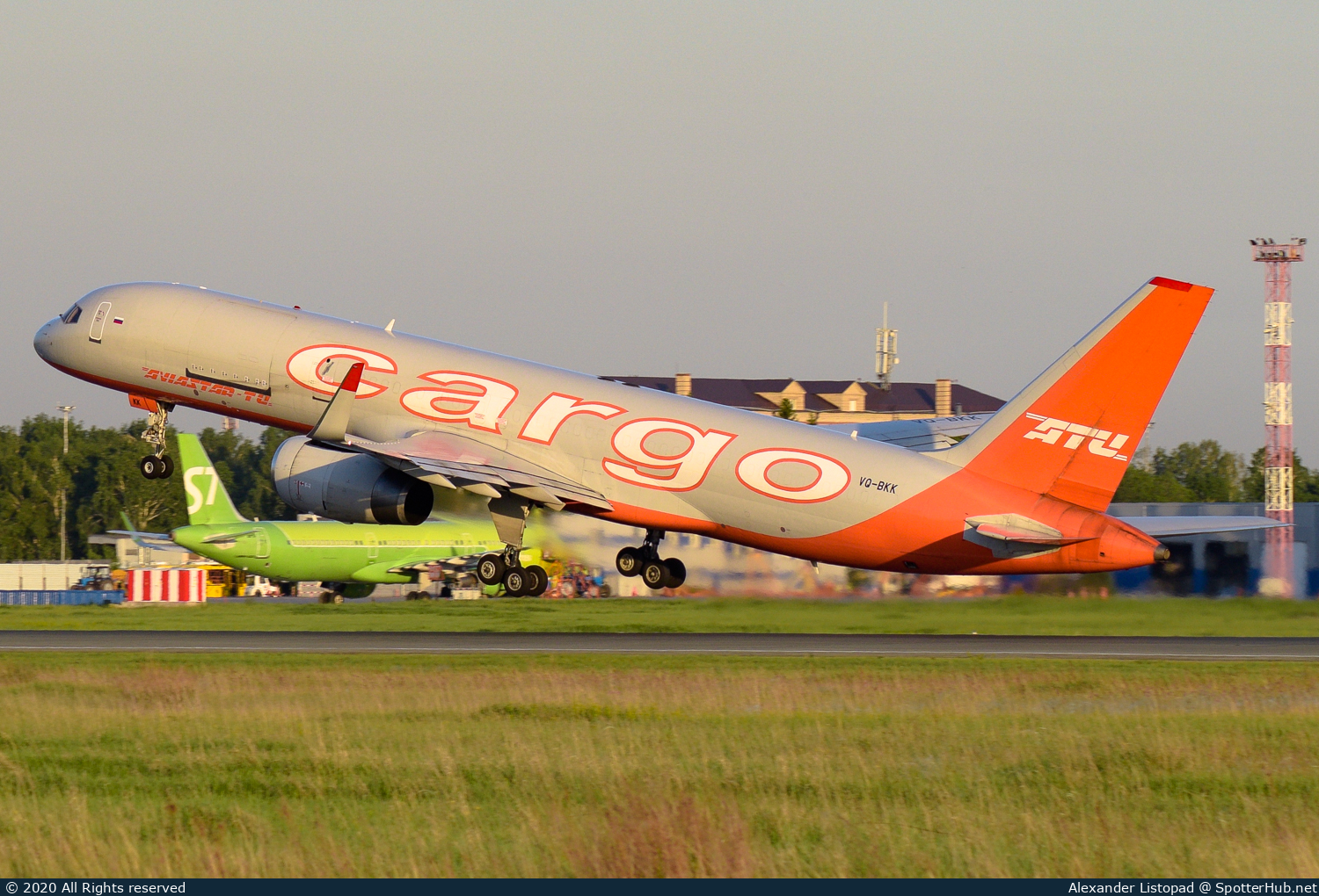 Photo of VQ-BKK - Boeing 757-223(PCF) operated by Aviastar-TU Airlines