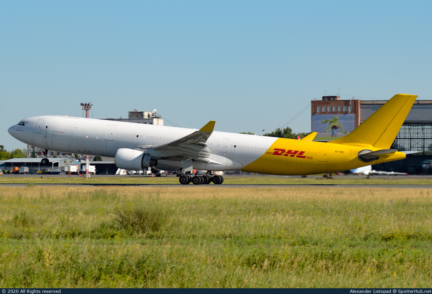Photo of EI-HEC - Airbus A330-322(P2F) operated by ASL Airlines Ireland