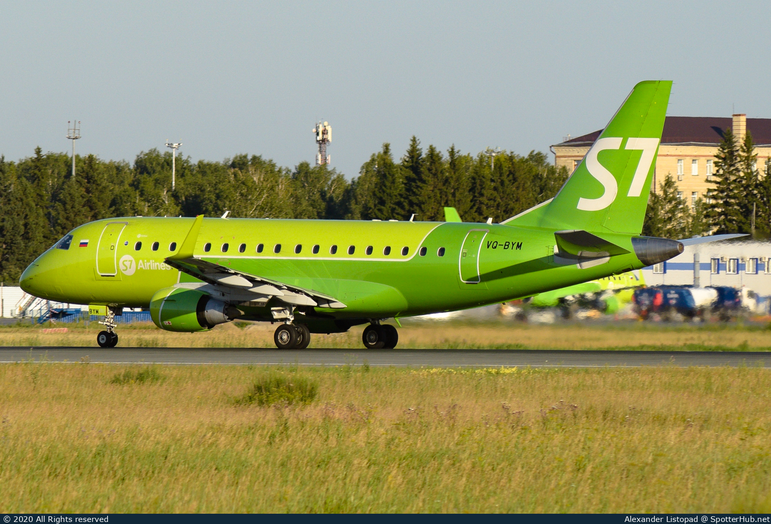 Photo of VQ-BYM - Embraer ERJ-170LR operated by S7 Airlines