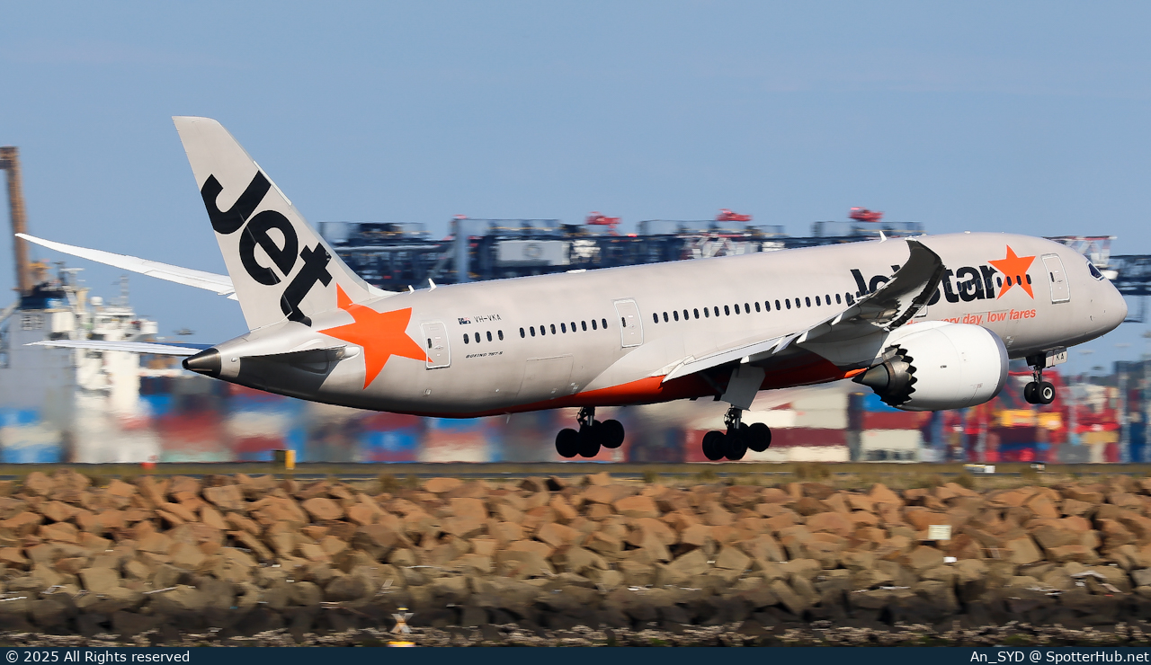 Photo of VH-VKA - Boeing 787-8 Dreamliner operated by Jetstar Airways