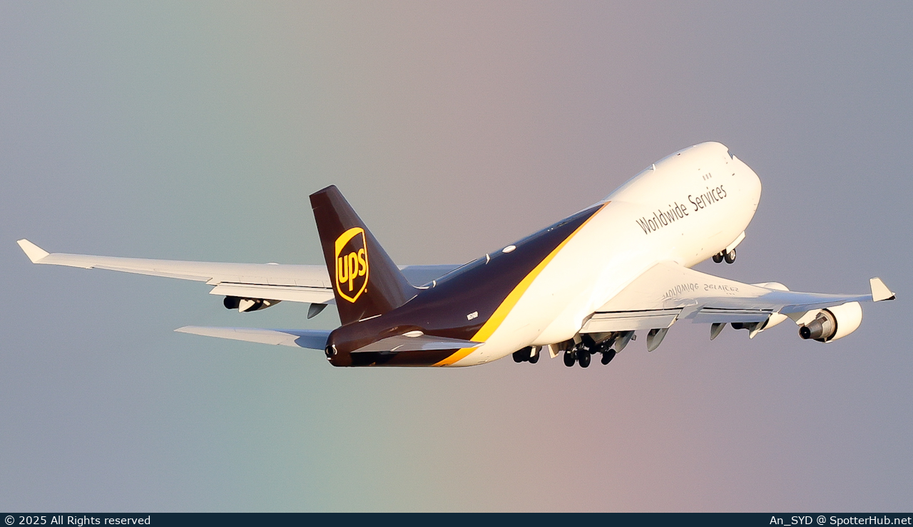 Photo of N576UP - Boeing 747-44AF operated by UPS United Parcel Service
