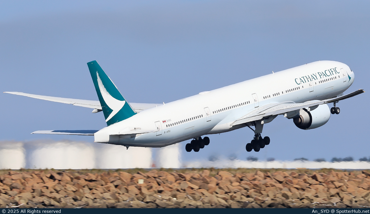Photo of B-KPU - Boeing 777-367(ER) operated by Cathay Pacific Airways