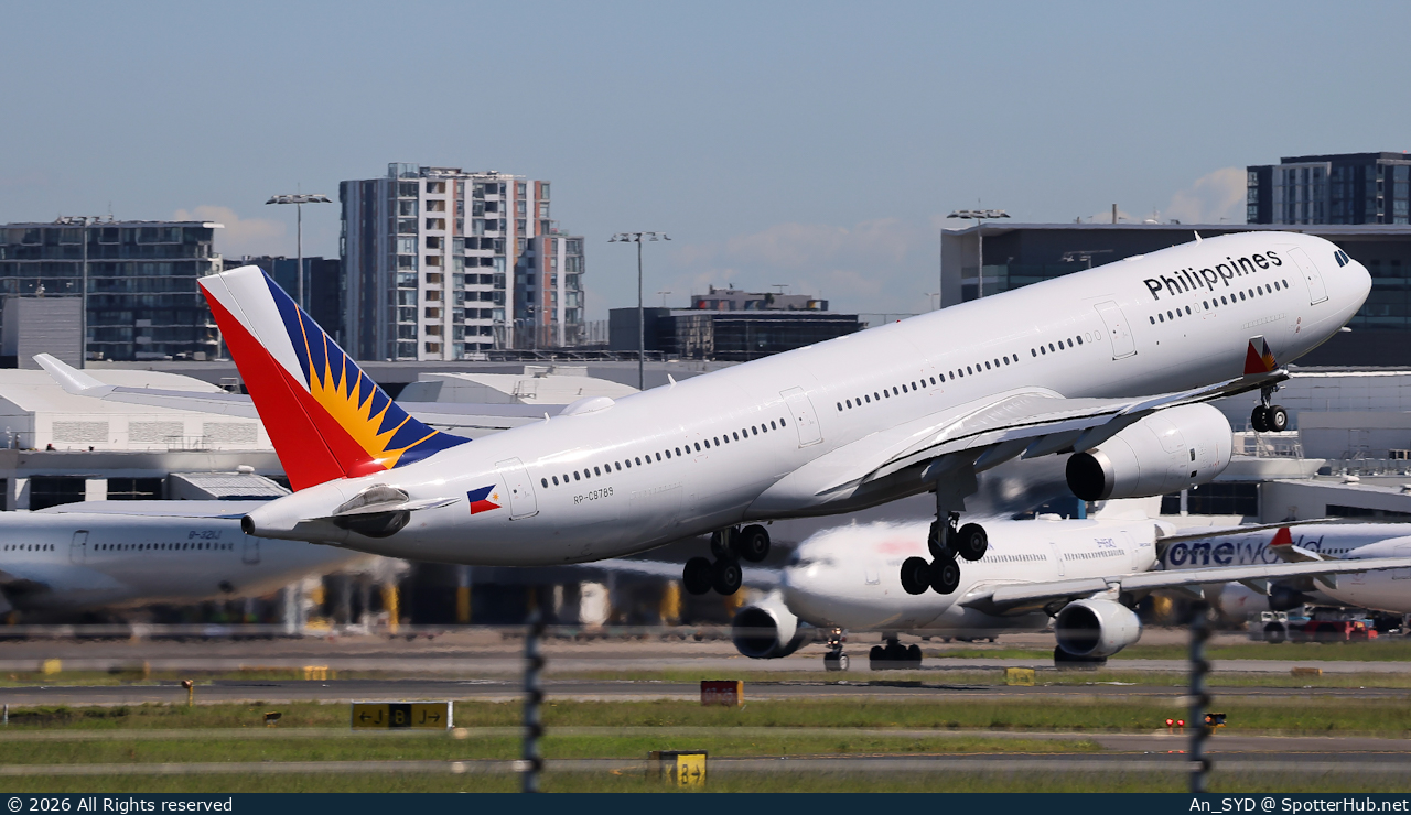 Photo of RP-C8789 - Airbus A330-343 operated by Philippine Airlines