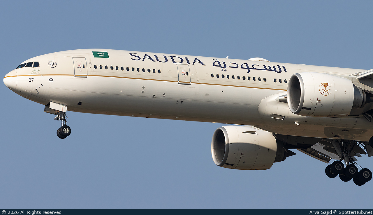 Photo of HZ-AK27 - Boeing 777-368(ER) operated by Saudia