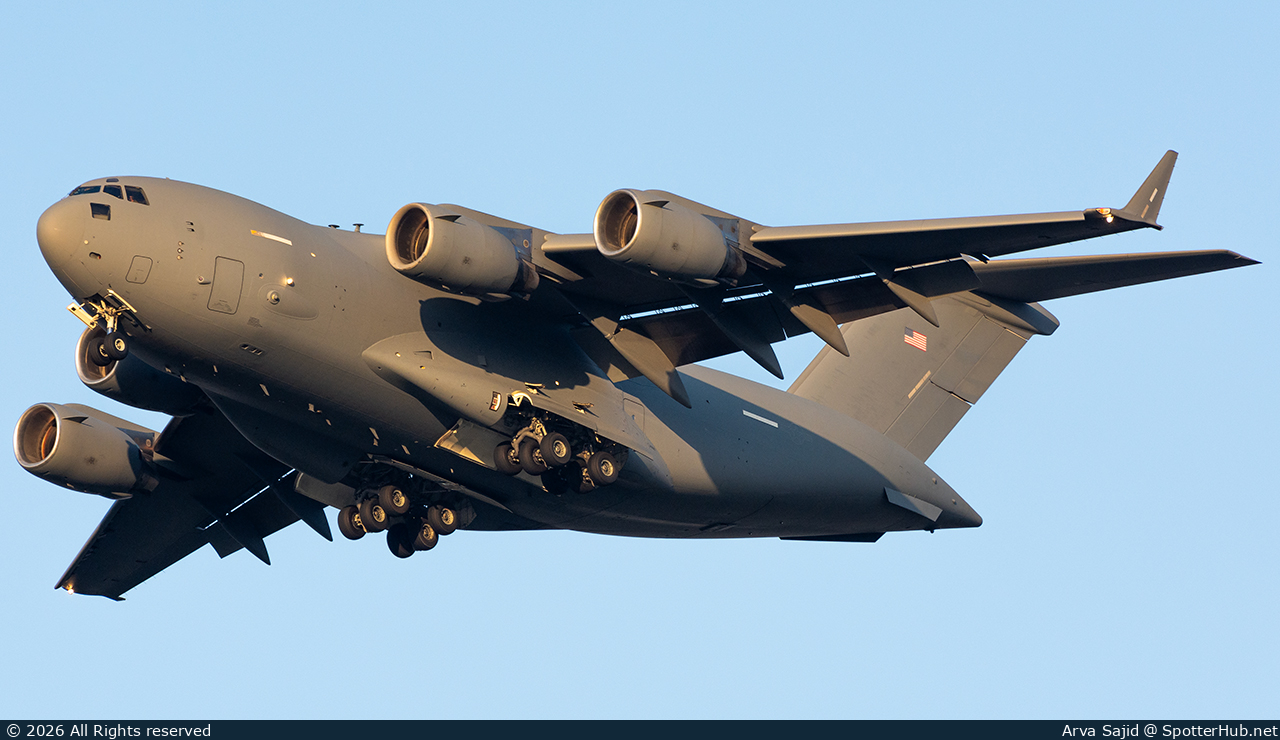 Photo of 07-7182 - Boeing C-17A Globemaster III operated by US Air Force