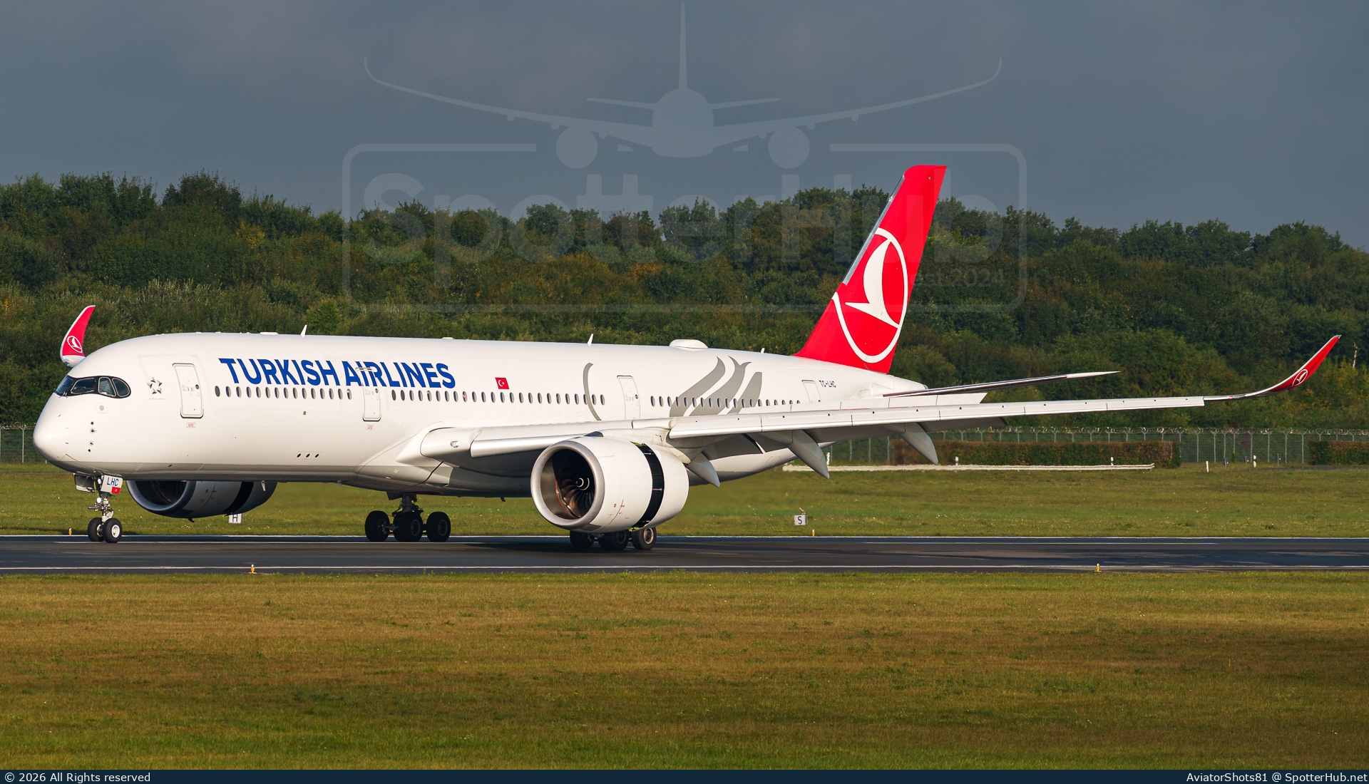 Photo of TC-LHC - Airbus A350-941 operated by Turkish Airlines