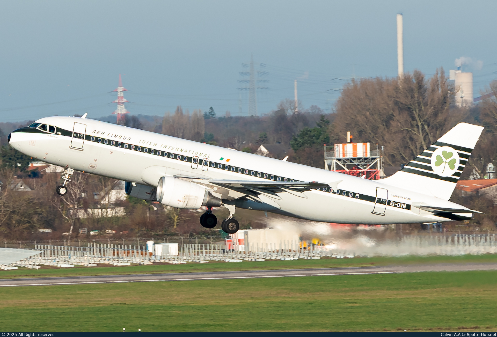 Photo of EI-DVM - Airbus A320-214 operated by Aer Lingus