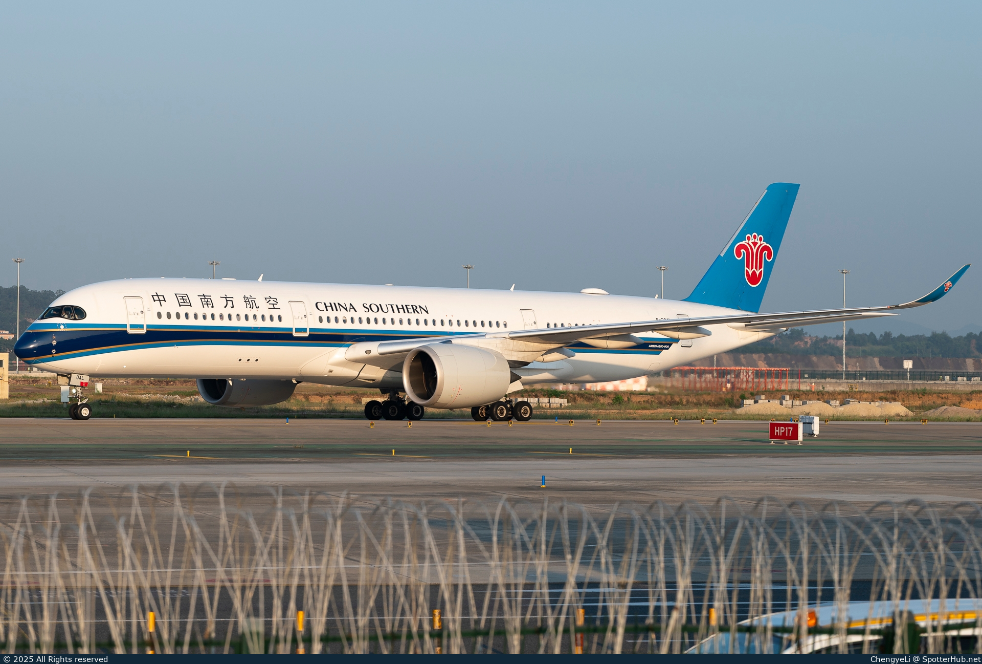 Photo of B-30AL - Airbus A350-941 operated by China Southern Airlines