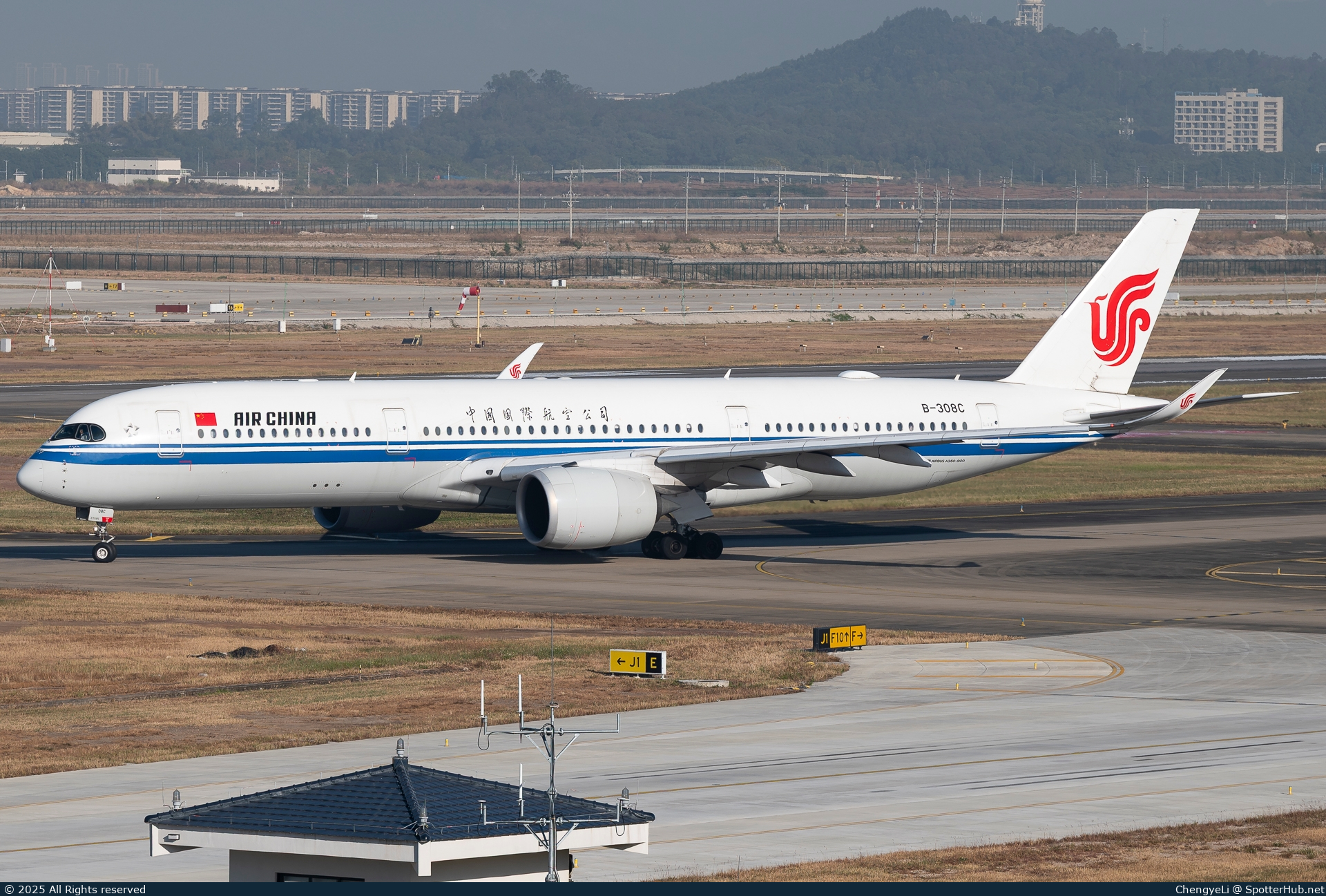 Photo of B-308C - Airbus A350-941 operated by Air China