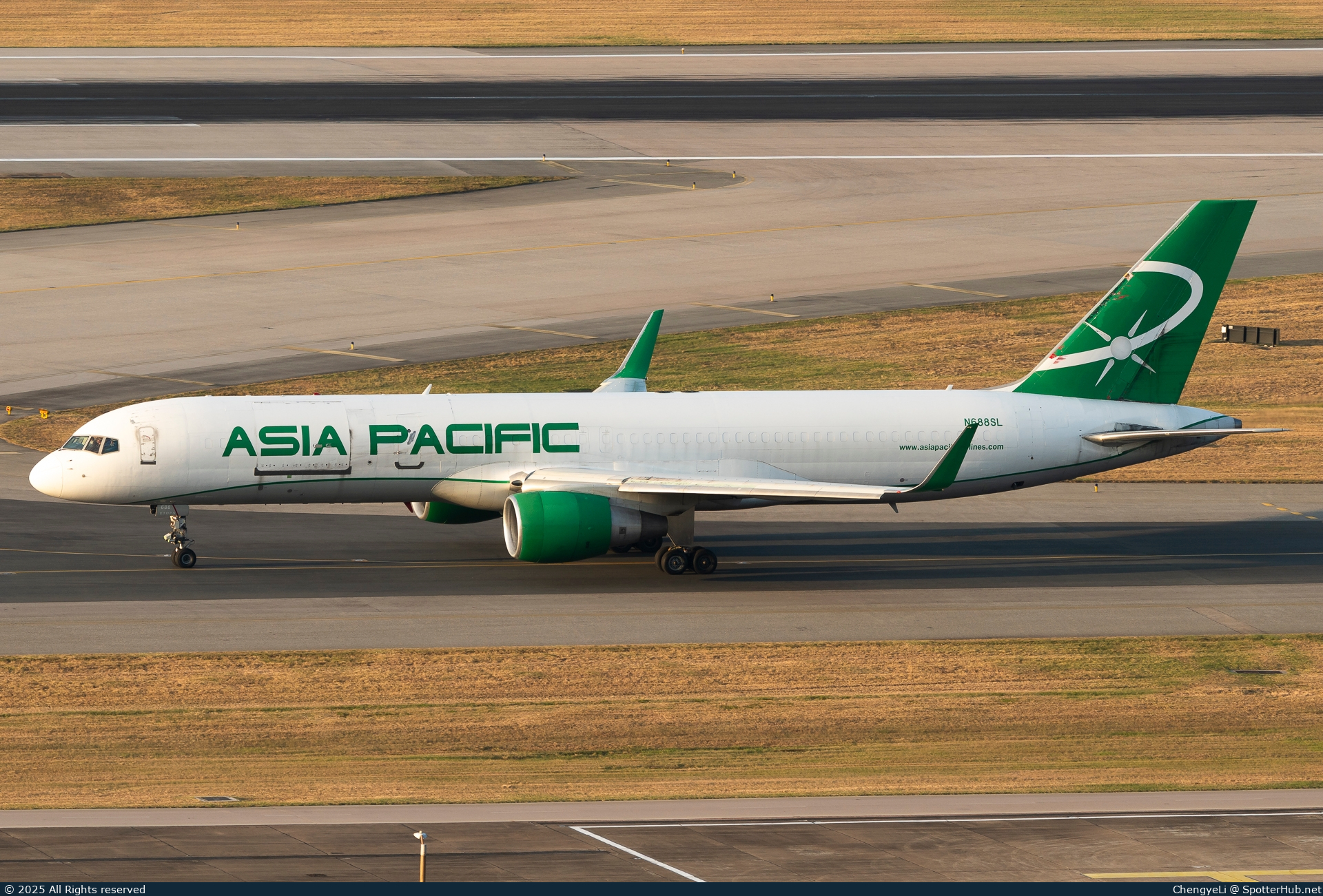 Photo of N688SL - Boeing 757-230(PCF) operated by Asia Pacific Airlines
