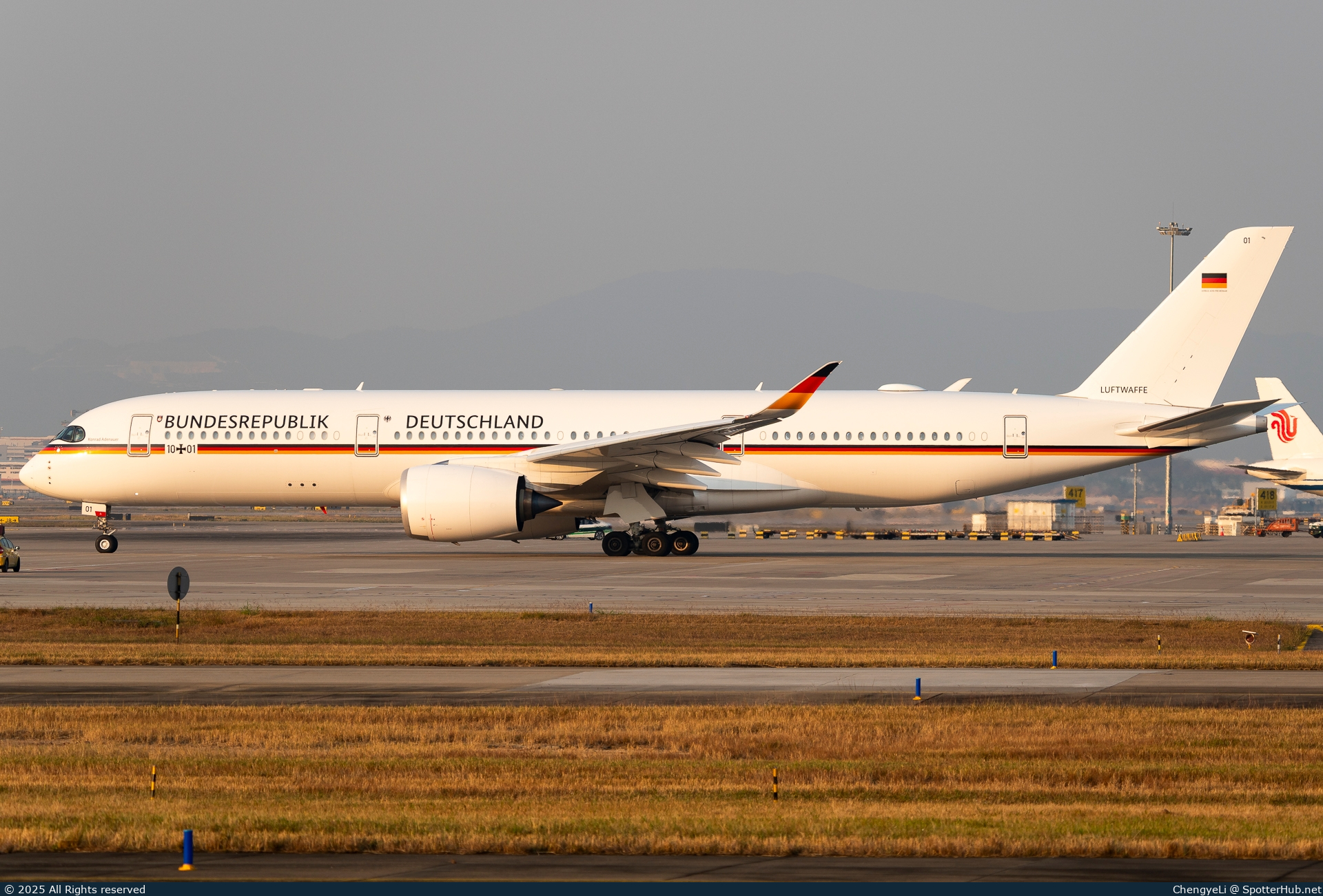 Photo of 10+01 - Airbus A350-941(CJ) operated by German Air Force