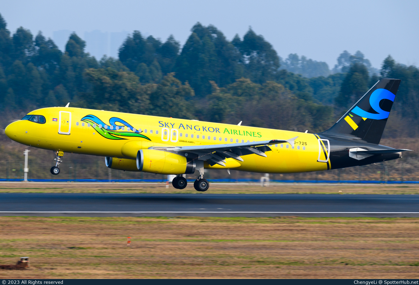 Photo of XU-725 - Airbus A320-232 operated by Sky Angkor Airlines