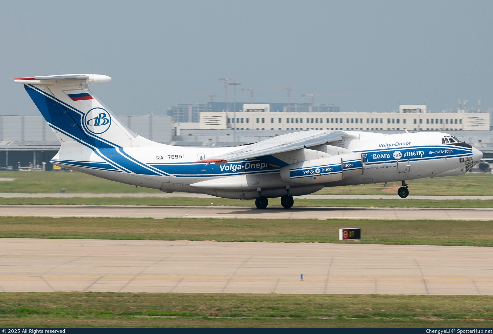Photo of RA-76951 - Ilyushin Il-76TD-90VD operated by Volga-Dnepr Airlines