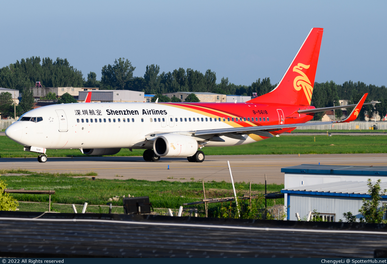 Photo of B-5618 - Boeing 737-87L operated by Shenzhen Airlines