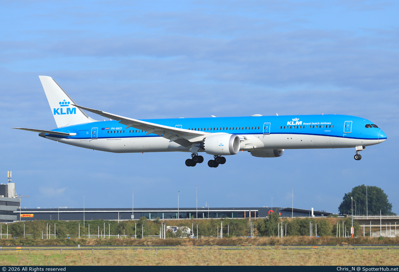 Photo of PH-BKO - Boeing 787-10 Dreamliner operated by KLM Royal Dutch Airlines