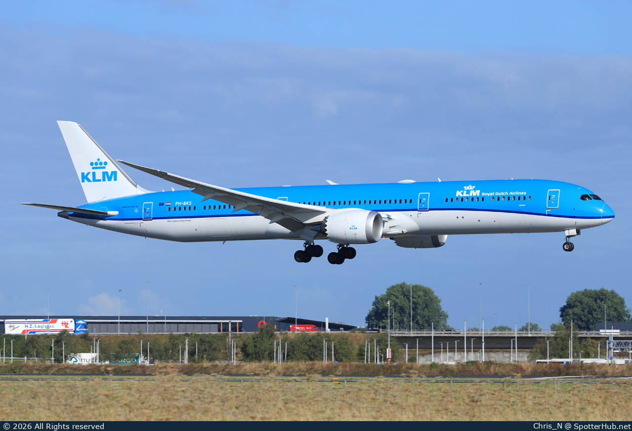 Photo of PH-BKS - Boeing 787-10 Dreamliner operated by KLM Royal Dutch Airlines