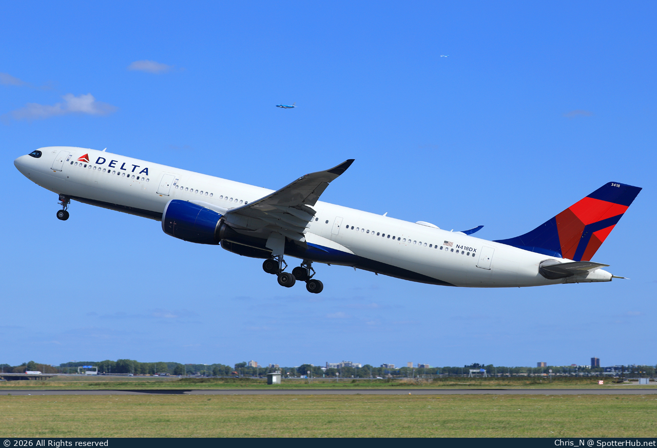 Photo of N418DX - Airbus A330-941 operated by Delta Air Lines