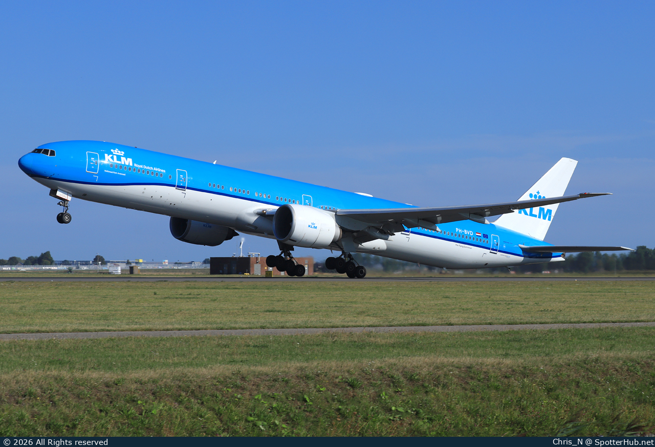 Photo of PH-BVD - Boeing 777-306(ER) operated by KLM Royal Dutch Airlines