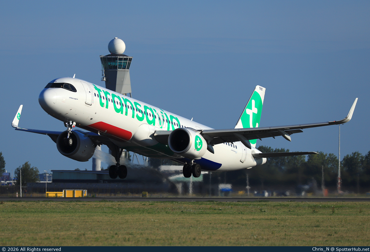 Photo of PH-YHX - Airbus A321-251NX operated by Transavia