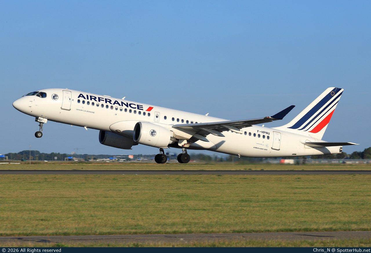 Photo of F-HPNU - Airbus A220-300 operated by Air France