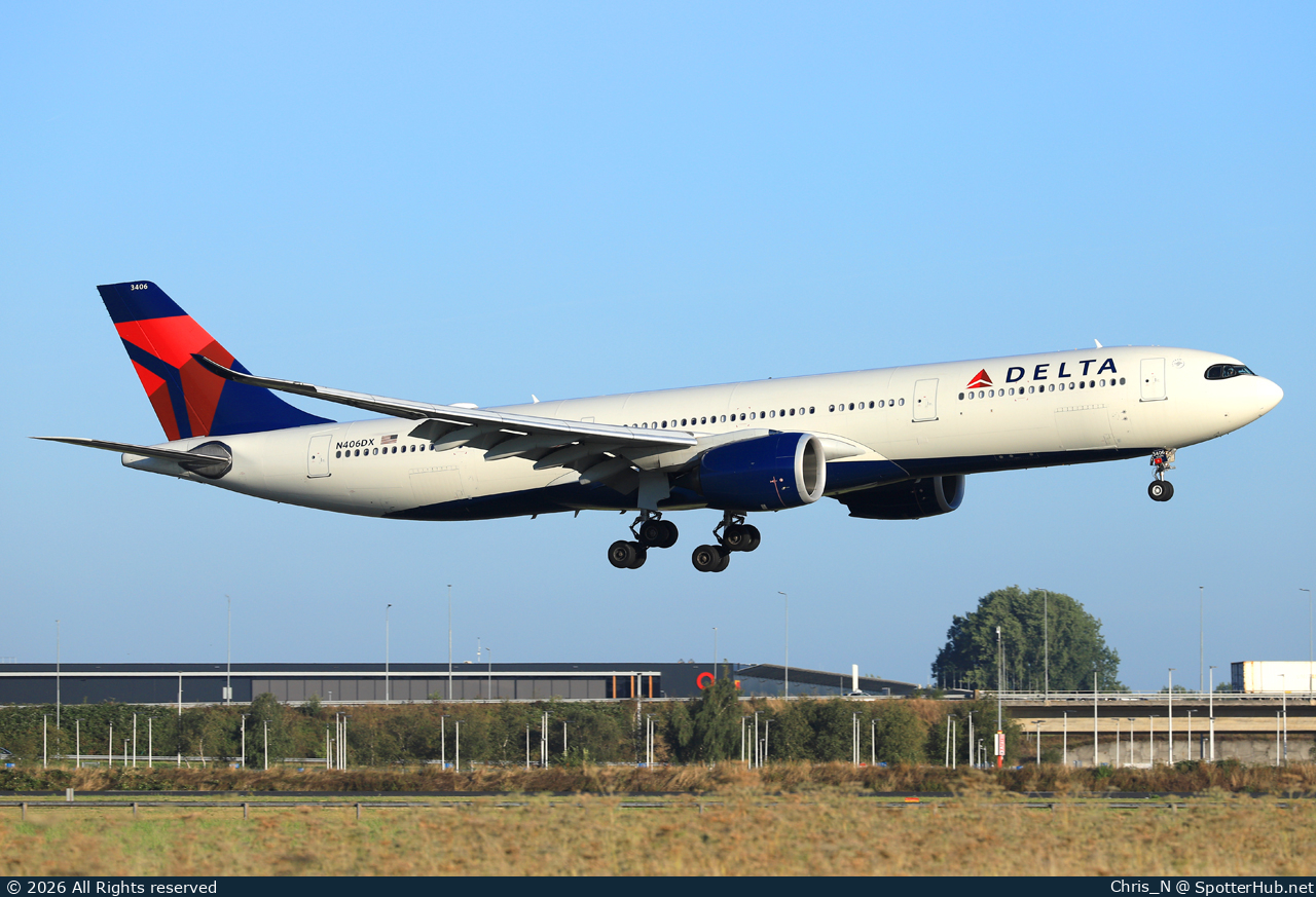 Photo of N406DX - Airbus A330-941 operated by Delta Air Lines