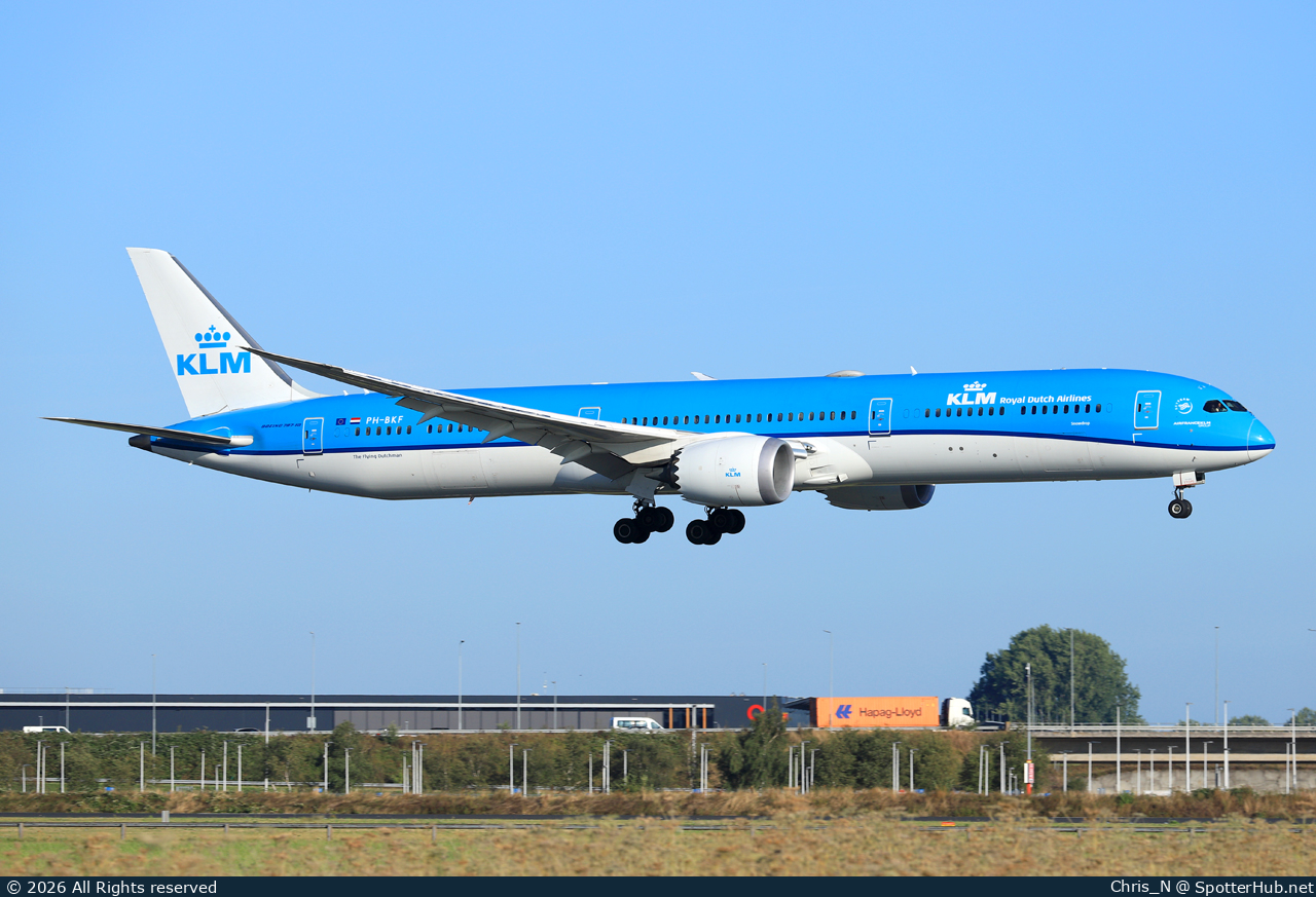 Photo of PH-BKF - Boeing 787-10 Dreamliner operated by KLM Royal Dutch Airlines