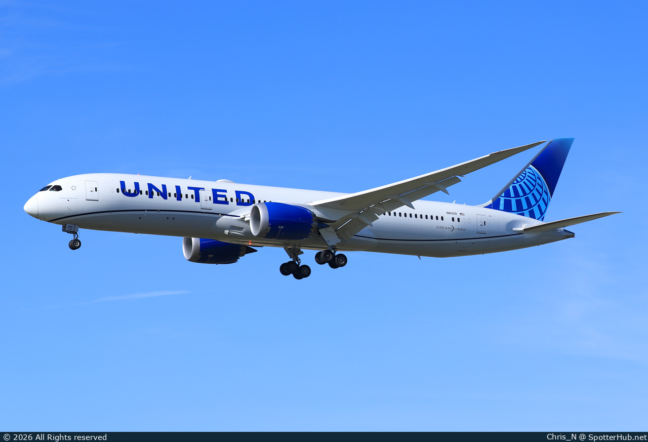 Photo of N61109 - Boeing 787-9 Dreamliner operated by United Airlines