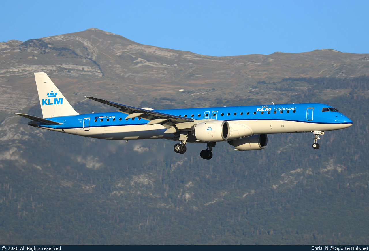 Photo of PH-NXN - Embraer ERJ-195-E2 operated by KLM Cityhopper