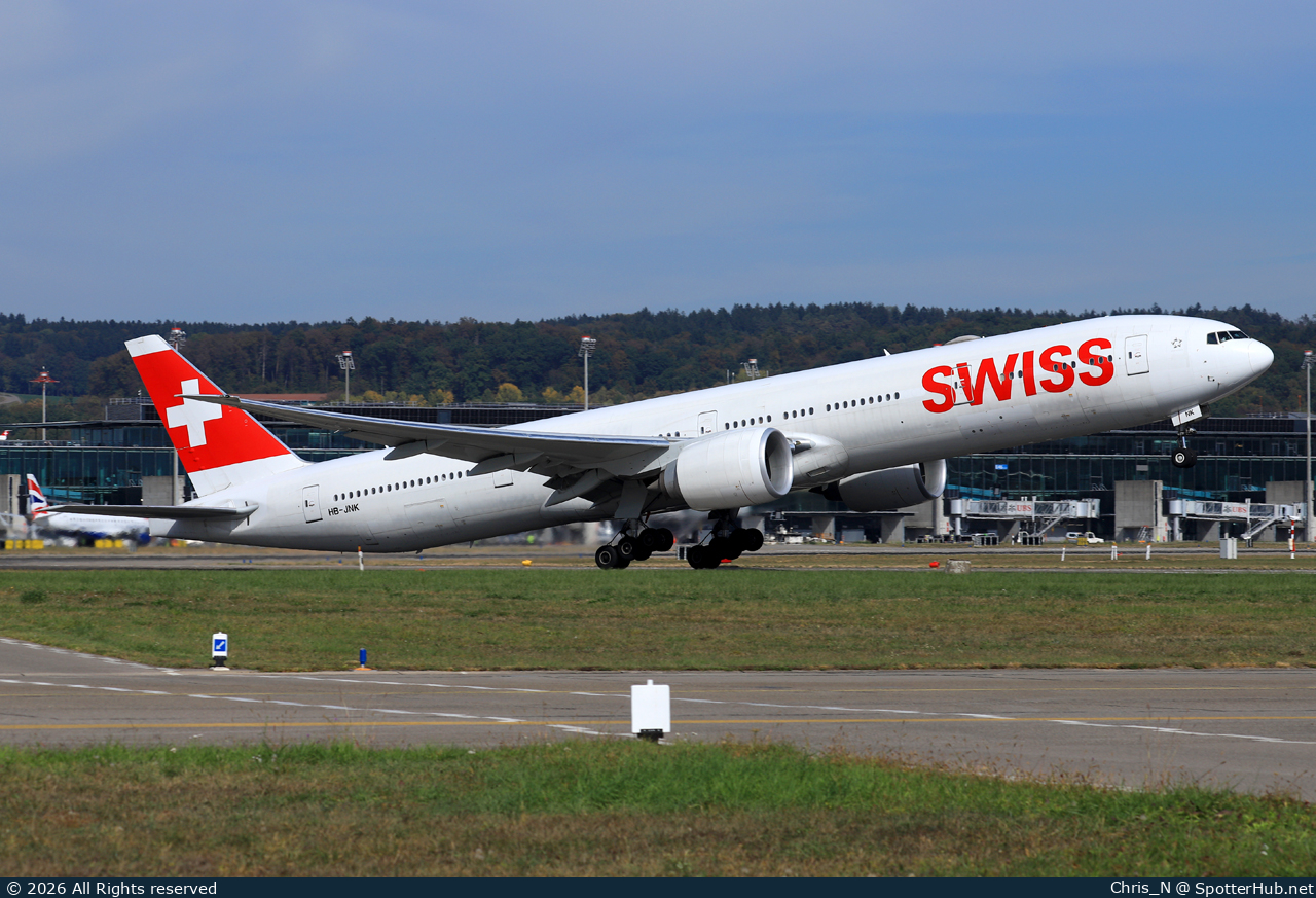 Photo of HB-JNK - Boeing 777-3DE(ER) operated by Swiss International Air Lines