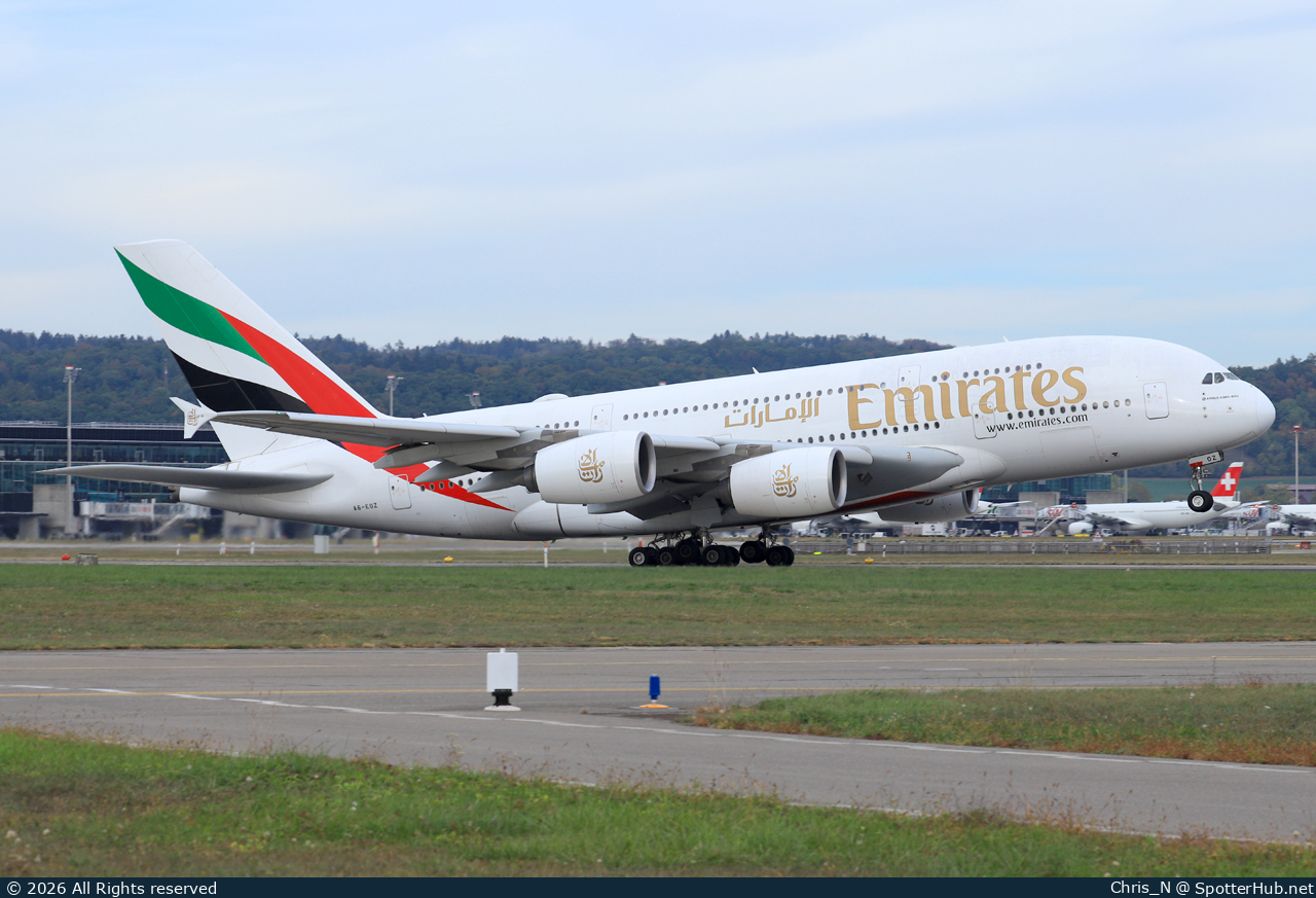 Photo of A6-EOZ - Airbus A380-861 operated by Emirates