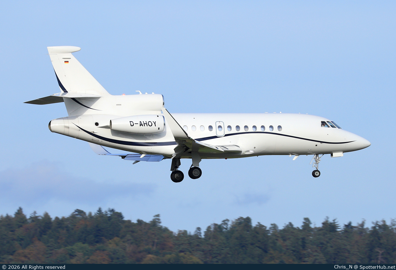 Photo of D-AHOY - Dassault Falcon 900LX operated by Luminair Aviation Services