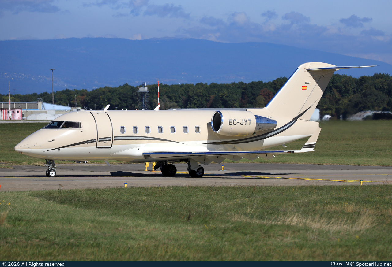 Photo of EC-JYT - Bombardier Challenger 604 operated by TAG Aviation España