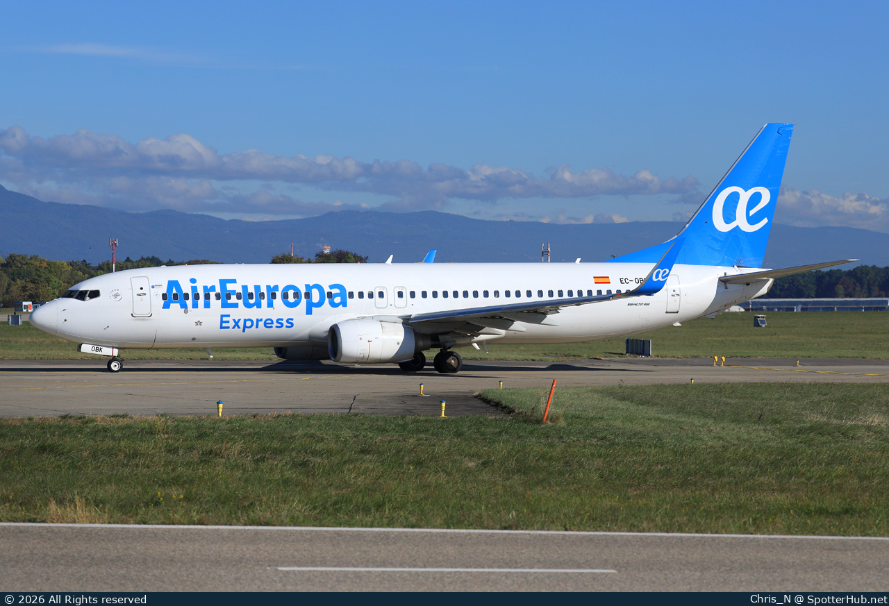 Photo of EC-OBK - Boeing 737-8GJ operated by Air Europa Express (opb Aeronova)