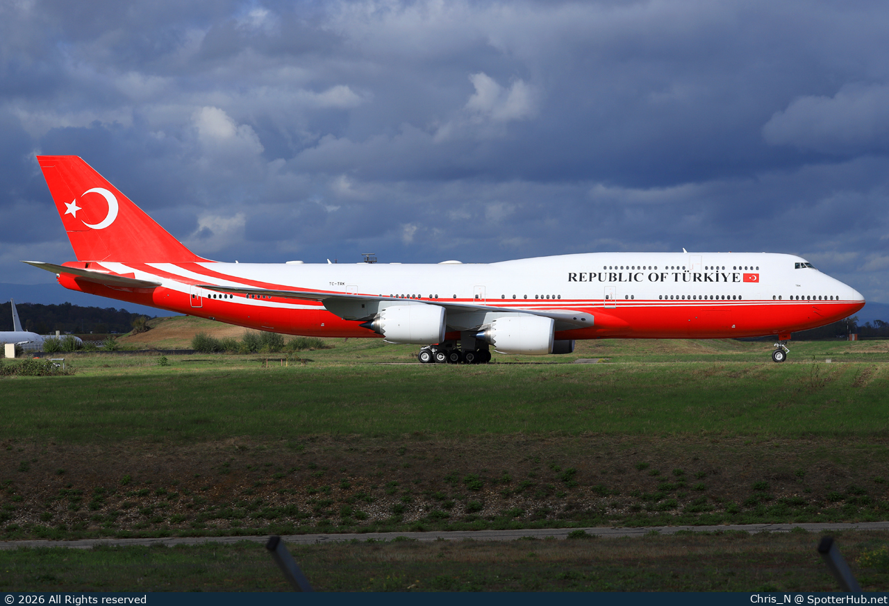 Photo of TC-TRK - Boeing 747-8ZV(BBJ) operated by Government of Türkiye