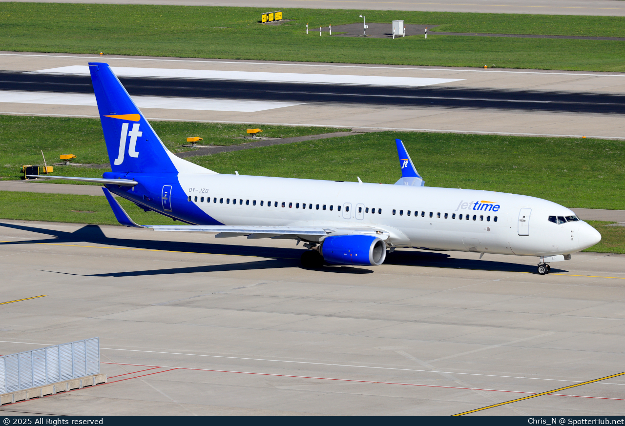 Photo of OY-JZO - Boeing 737-8U3 operated by Jettime